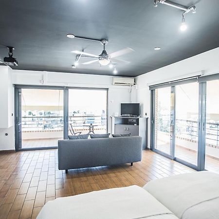 P & I Apartment เอเธนส์ ภายนอก รูปภาพ